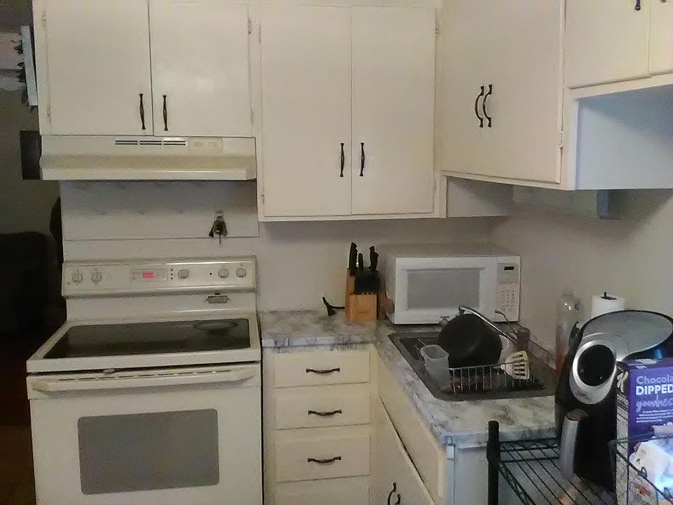 2nd image of 136 N 9th St #2A