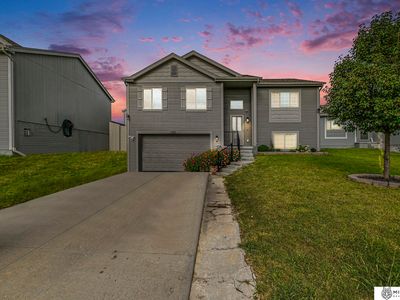 7706 N 92nd Cir, Omaha, NE, 68122