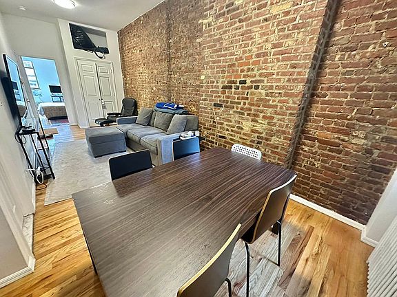 2nd image of 233 W 15th St APT 3W