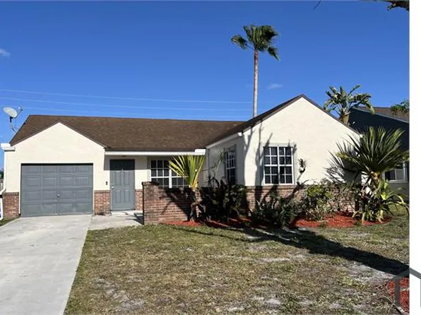 5604 Pebble Brook Ln, Boynton Beach, FL 33472