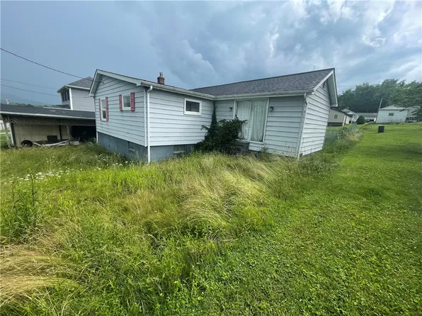 137 Front St, Blairsville, PA 15717