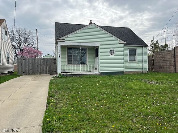 2nd image of 3107 Walbrook Ave