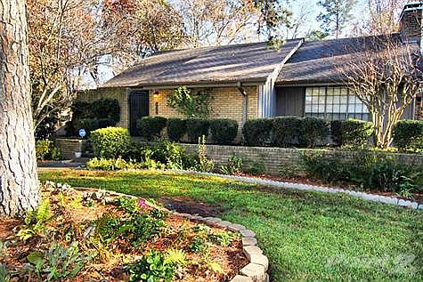 2nd image of 4818 Gretna Green Ln