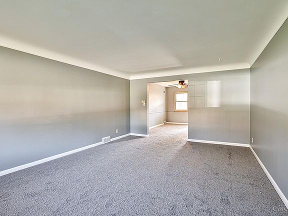 5th image of 5631 Kirby Ave