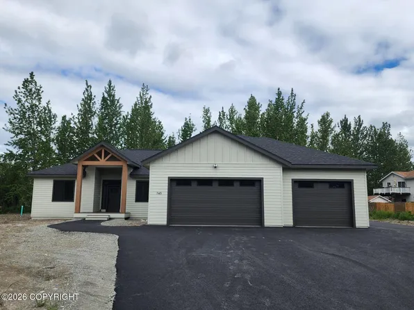 745 W Montana Dr, Palmer, AK 99645