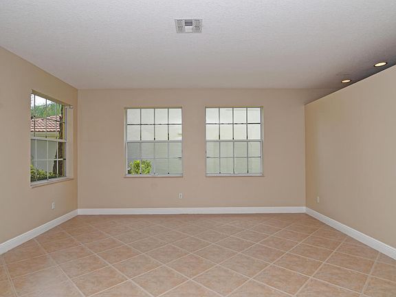5th image of 11781 SW Bennington Cir