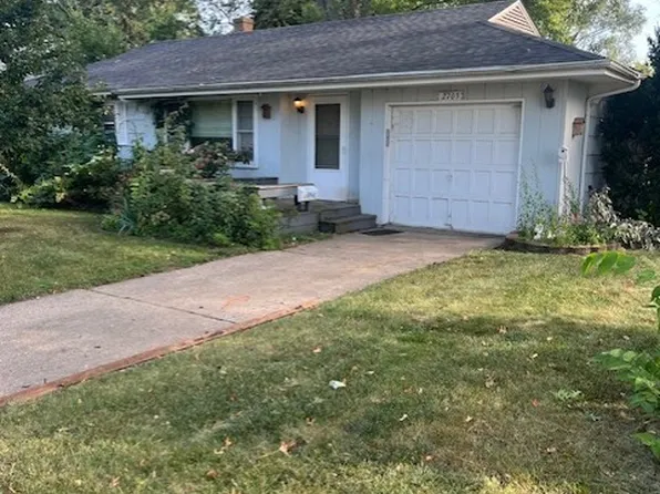 2703 18th Ave, Rockford, IL 61108