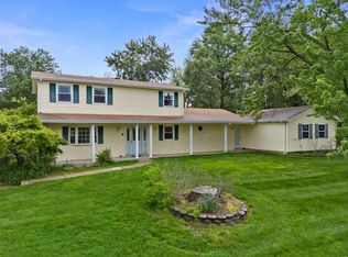 4 Saint Anthony Dr, Saint Peters, MO 63376