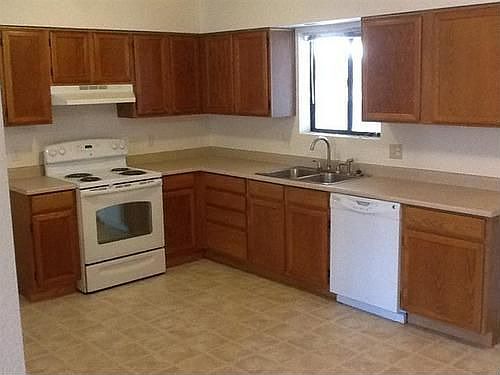3rd image of 4645 E Hacienda Dr