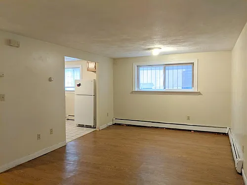 7 Banks St Photo 1
