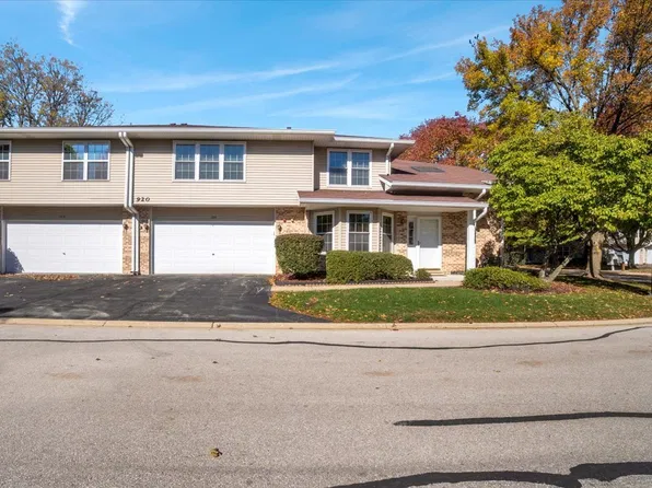 920 Elderberry Cir Unit 104, Naperville, IL 60563