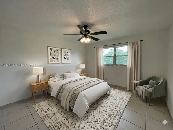 8000 Colony Cir S APT 305, Tamarac, FL 33321