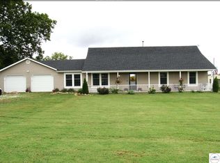 34004 E Truman Rd, Grain Valley, MO 64029