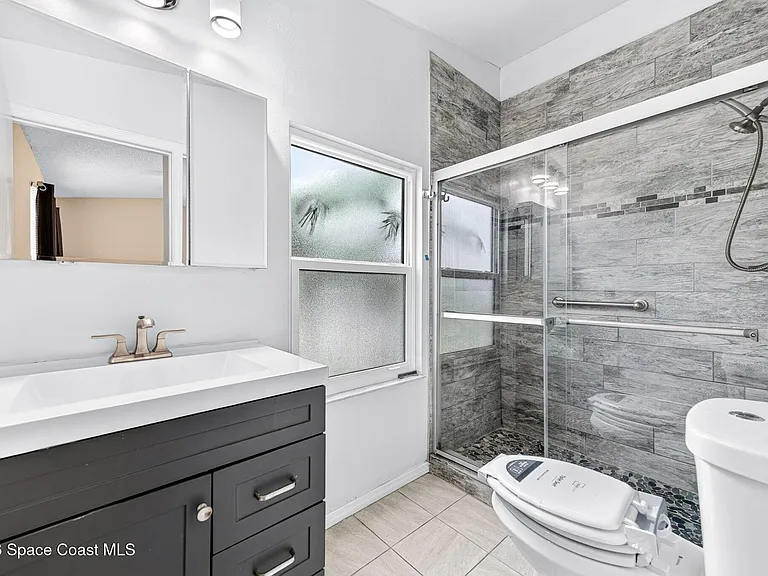 1923 Sugarberry Ct NE — Photo 35