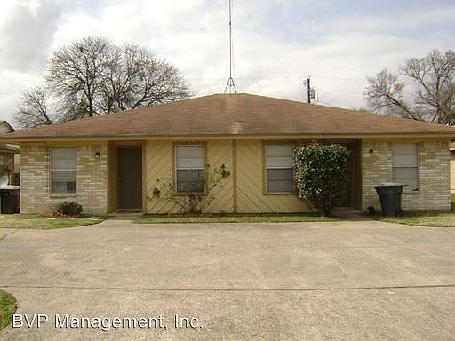 1st image of 815 San Saba Dr