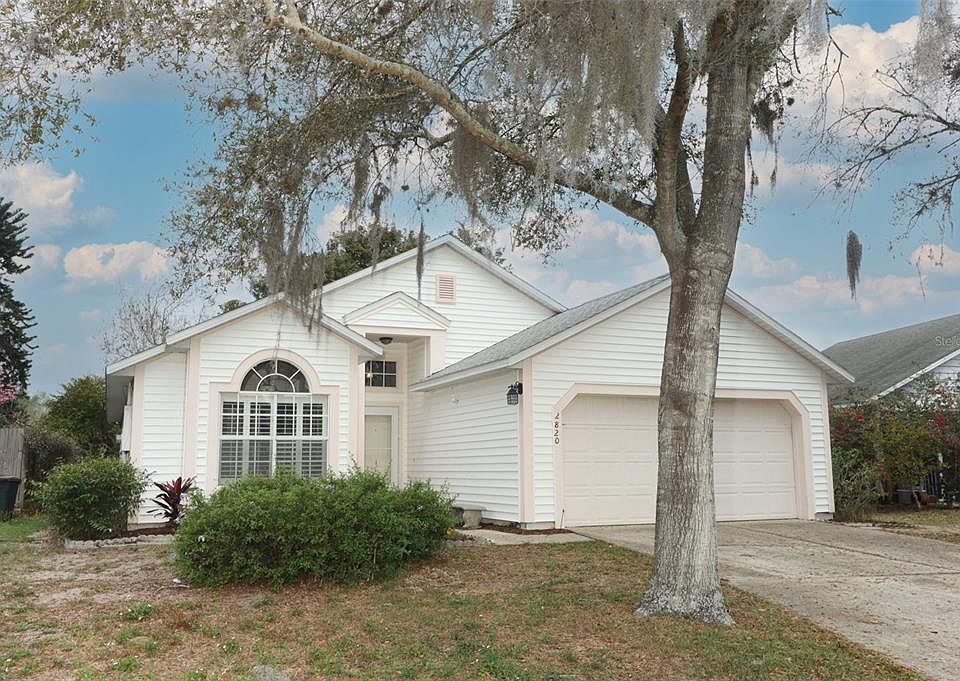 1st image of 2820 Delcrest Dr