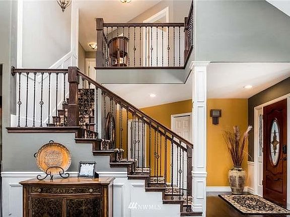 2nd image of 26311 Lake Wilderness Country Club Dr SE