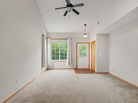 4th image of 1495 Riverpointe Rd #F