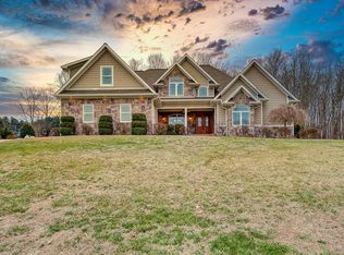 169 Forest Ln N, Blountville, TN 37617