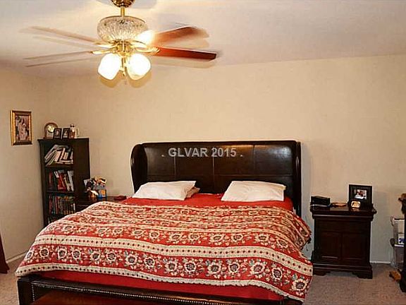 3rd image of 9846 Curtsy Ave