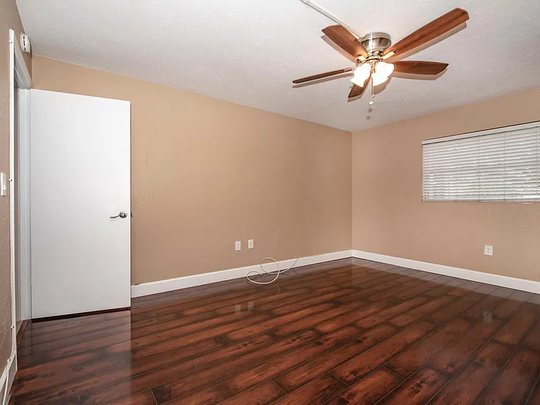 4600 98th Way N #104 — Photo 24