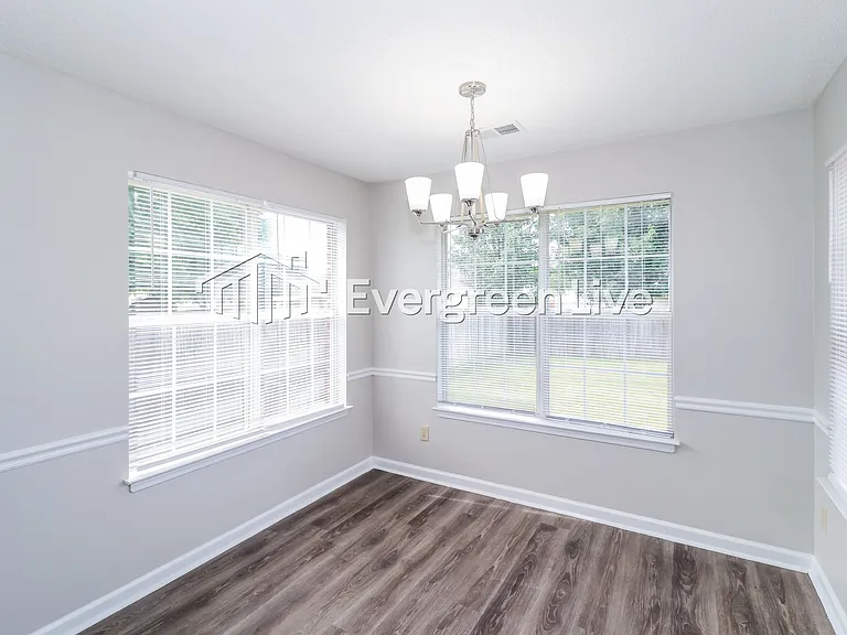 25 Spring Valley Dr — Photo 10