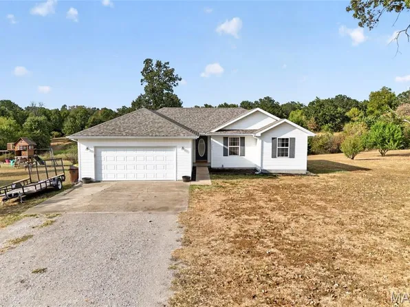 13757 Grouse Ln, Lebanon, MO 65536