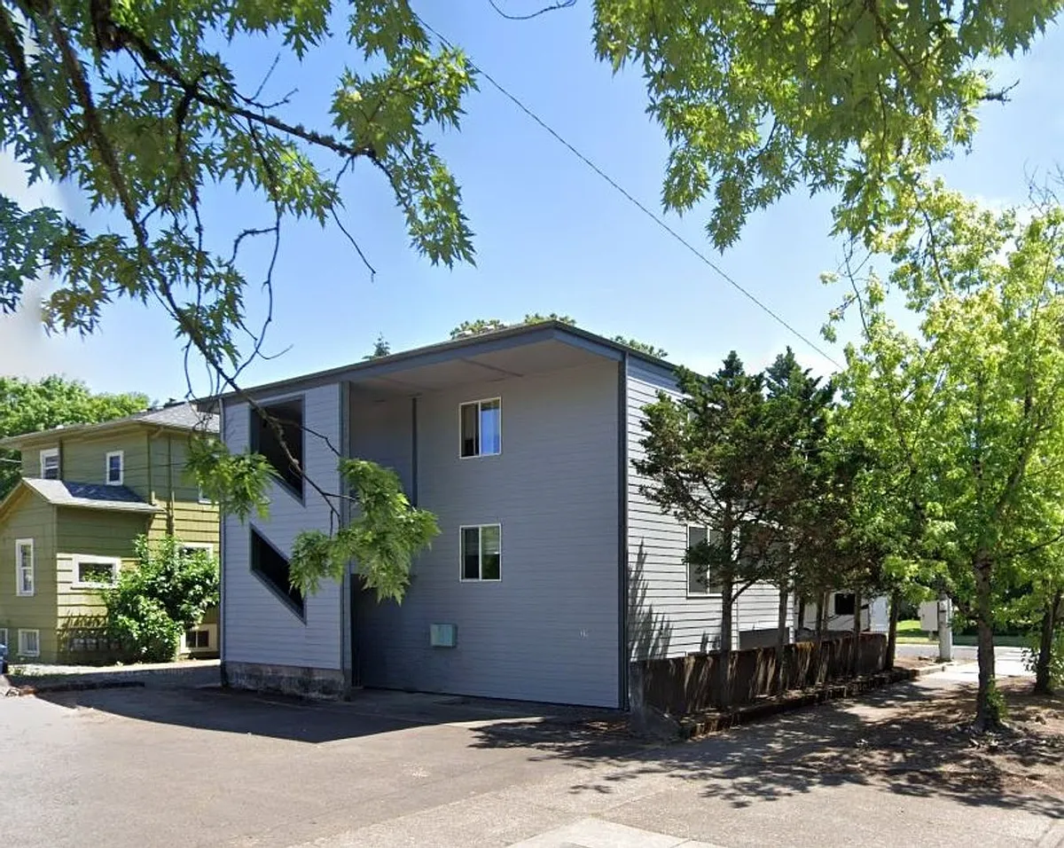Building Photo - 315 NW 9th St #2