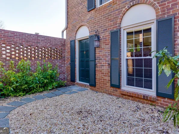 300 The Chace, Sandy Springs, GA 30328