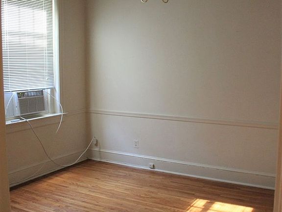 4th image of 906 Prince St APT 203