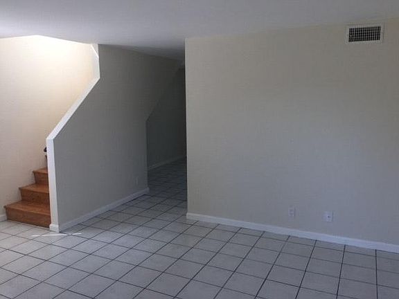 2nd image of 732 W Dryden St APT F
