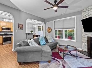 1753 Rose Mill Cir, Midlothian, VA 23112