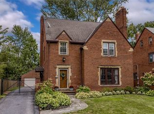 2611 Charney Rd, University Heights, OH 44118