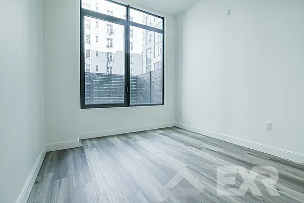 Rented by EXR | media 15