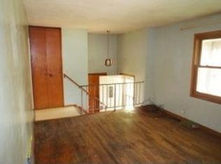 204 Greenhaven Rd, Council Bluffs, IA 51503