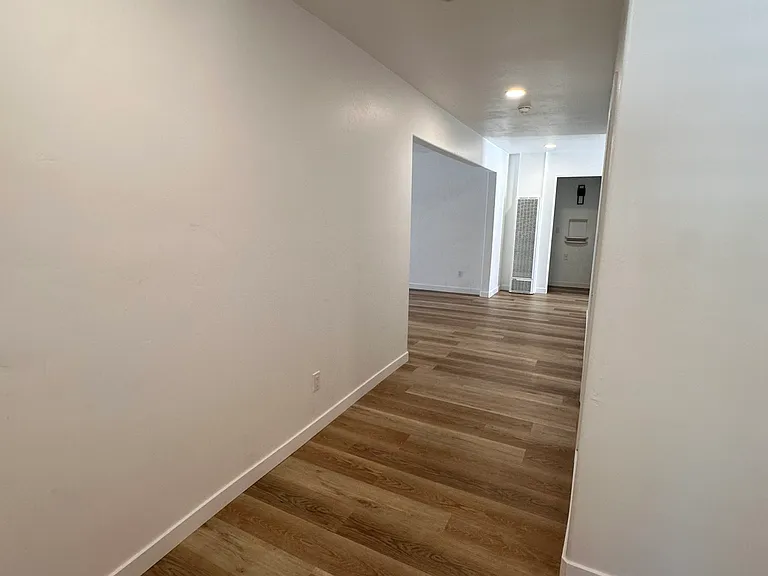6251 Mary Lane Dr — Photo 10