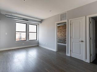 Newport, Chicago, IL 60657