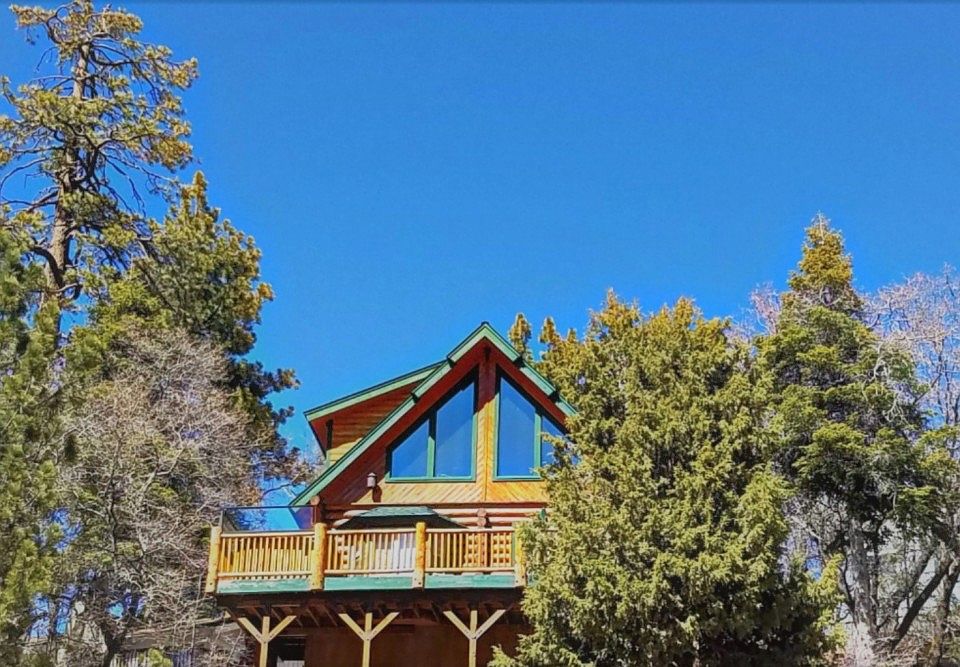 1st image of 1186 Siskiyou Dr