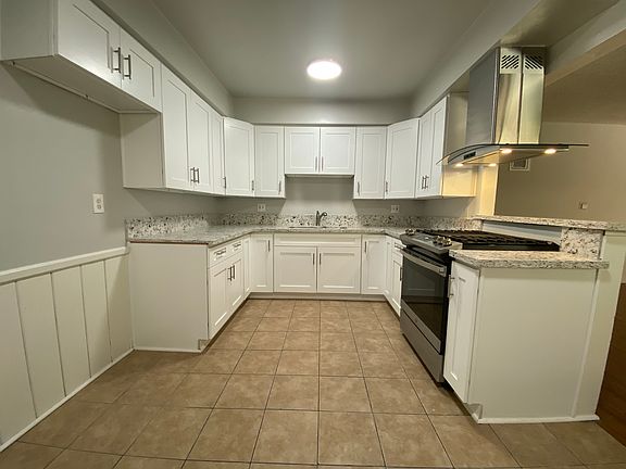 2nd image of 20336 Cohasset St APT 5