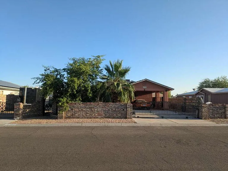 12793 E 45th Dr — Photo 3