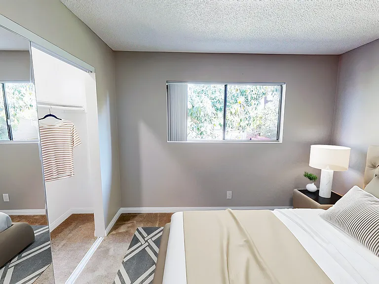 Mentone Apartments — Photo 19