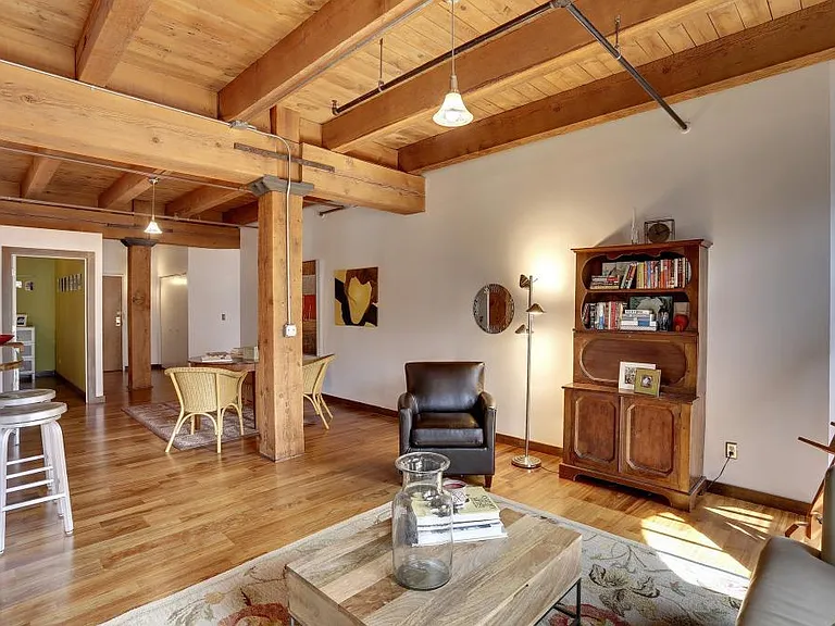 400 N 1st St #408 — Photo 10