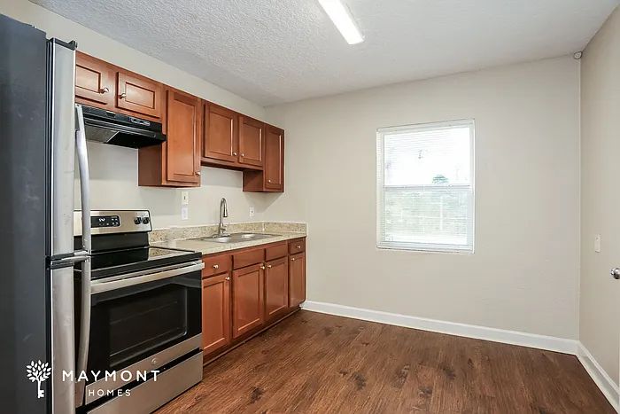 5063 Columbus Ave — Photo 7
