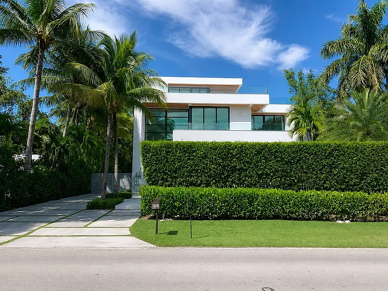 Harbor Dr — Photo 24