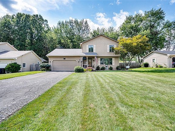 2nd image of 2760 Vollmer Dr