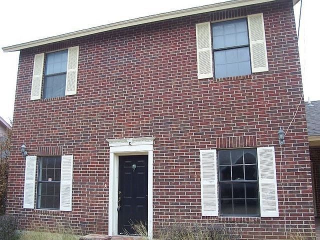 1st image of 1119 Shiloh Dr APT C