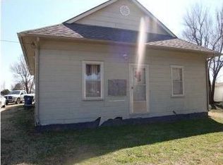 301 E Garfield St, Argonia, KS 67004
