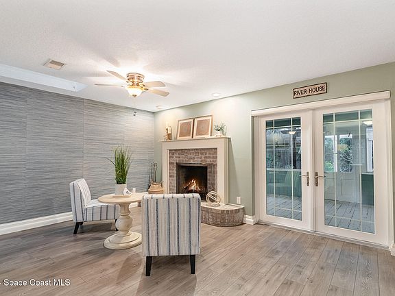 5th image of 115 Dune Ln