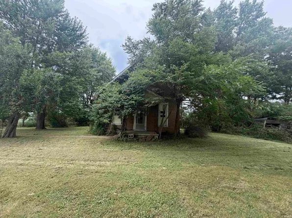 4377 S 150 E, Oakford, IN 46965