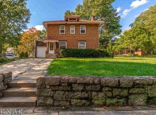 809 Hester Ave, Normal, IL 61761